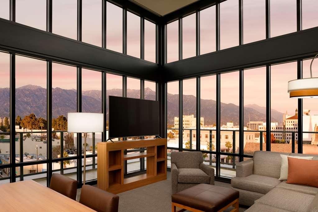 Hyatt Place Pasadena Room photo