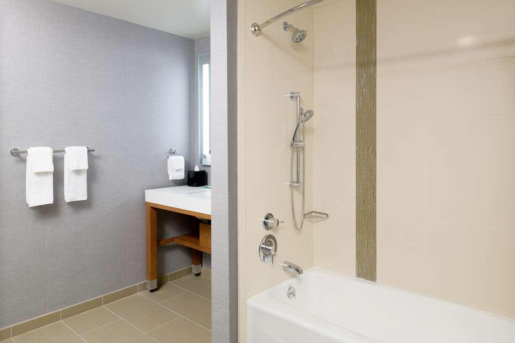Hyatt Place Pasadena Room photo