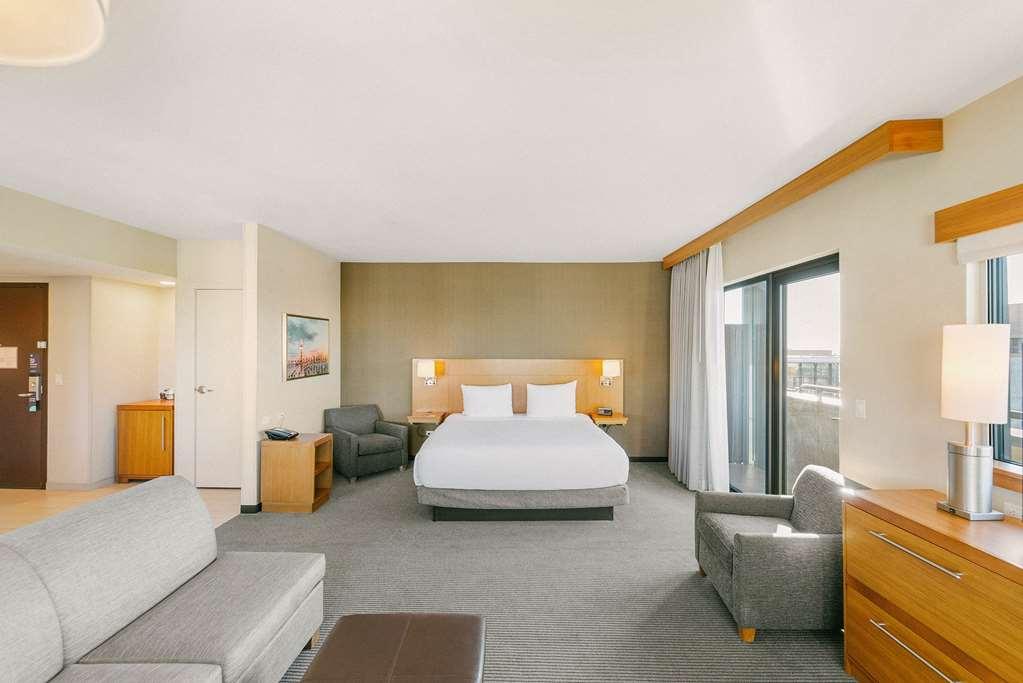Hyatt Place Pasadena Room photo