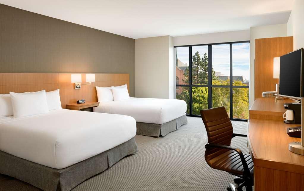 Hyatt Place Pasadena Room photo